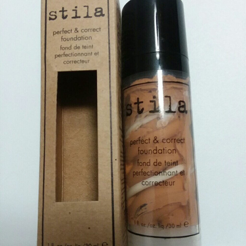 Stila Perfect & Correct Foundation in DARK *Rare*